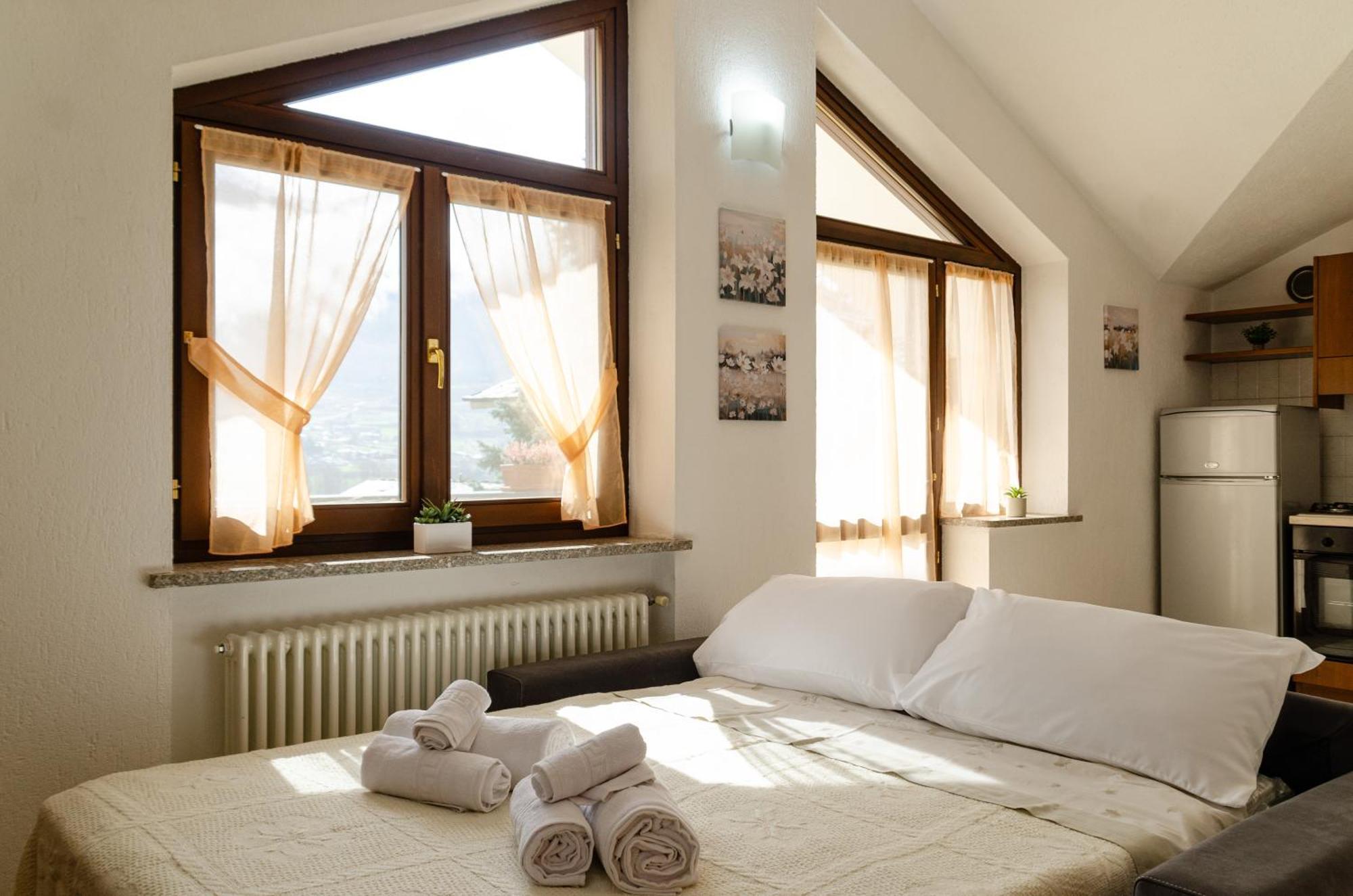 Sarre Skyline Apartment - Relax In Valle D'Aosta Exterior foto